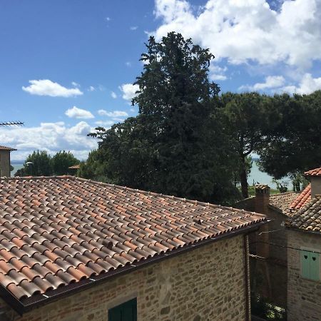 Appartamento San Feliciano Magione Kültér fotó