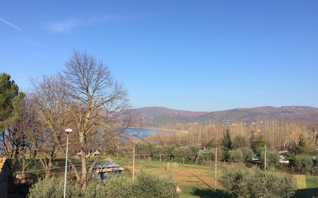 Appartamento San Feliciano Magione Szoba fotó